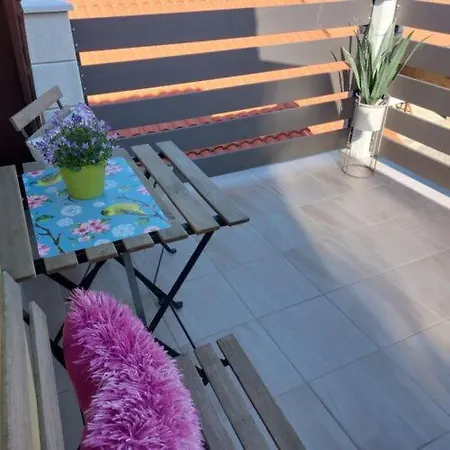 Lexi Apartman with Roof Terrace Balatonboglár Apartamento