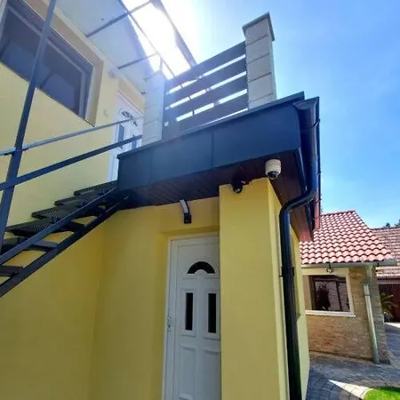 Appartement Lexi With Roof Terrace *