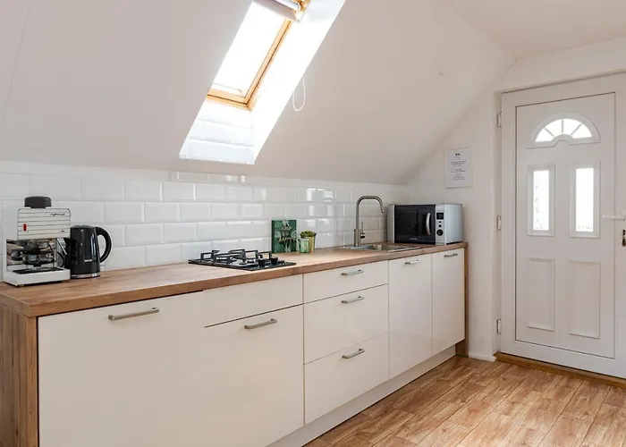 Lexi With Roof Terrace 公寓